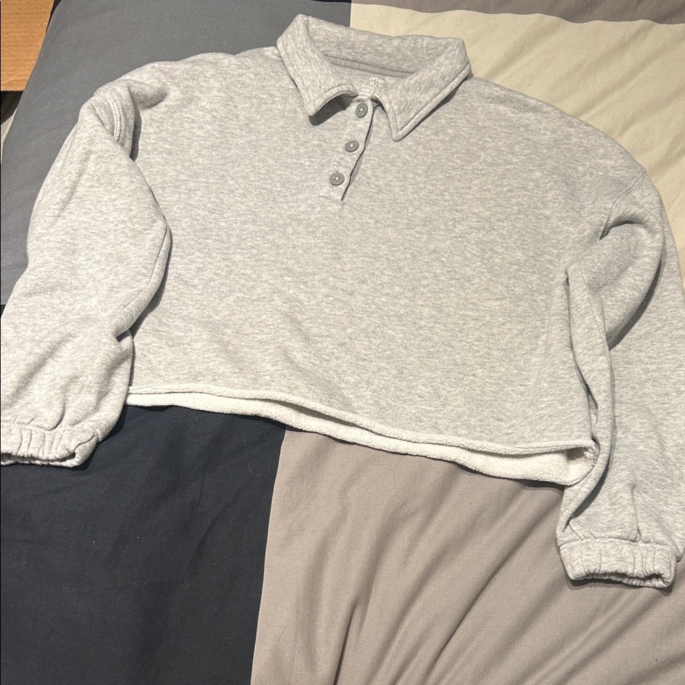 Aerie Gray Cropped Sweater
